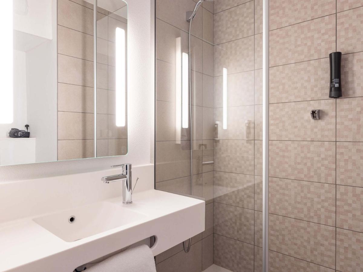 B&B Hotel Rennes Parc Expo Aeroport Bruz Zewnętrze zdjęcie